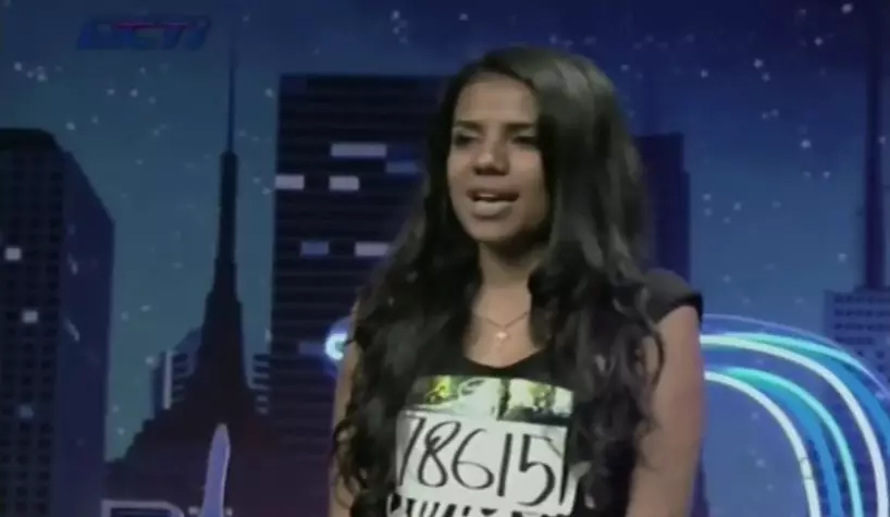 Penyanyi jebolan Idol saat audisi © YouTube Penyanyi jebolan Idol saat audisi © YouTube