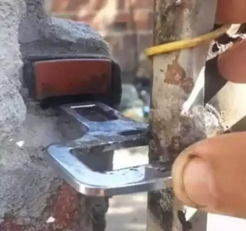 tak ada rotan akar pun jadi © 2021 brilio.net tak ada rotan akar pun jadi © 2021 brilio.net