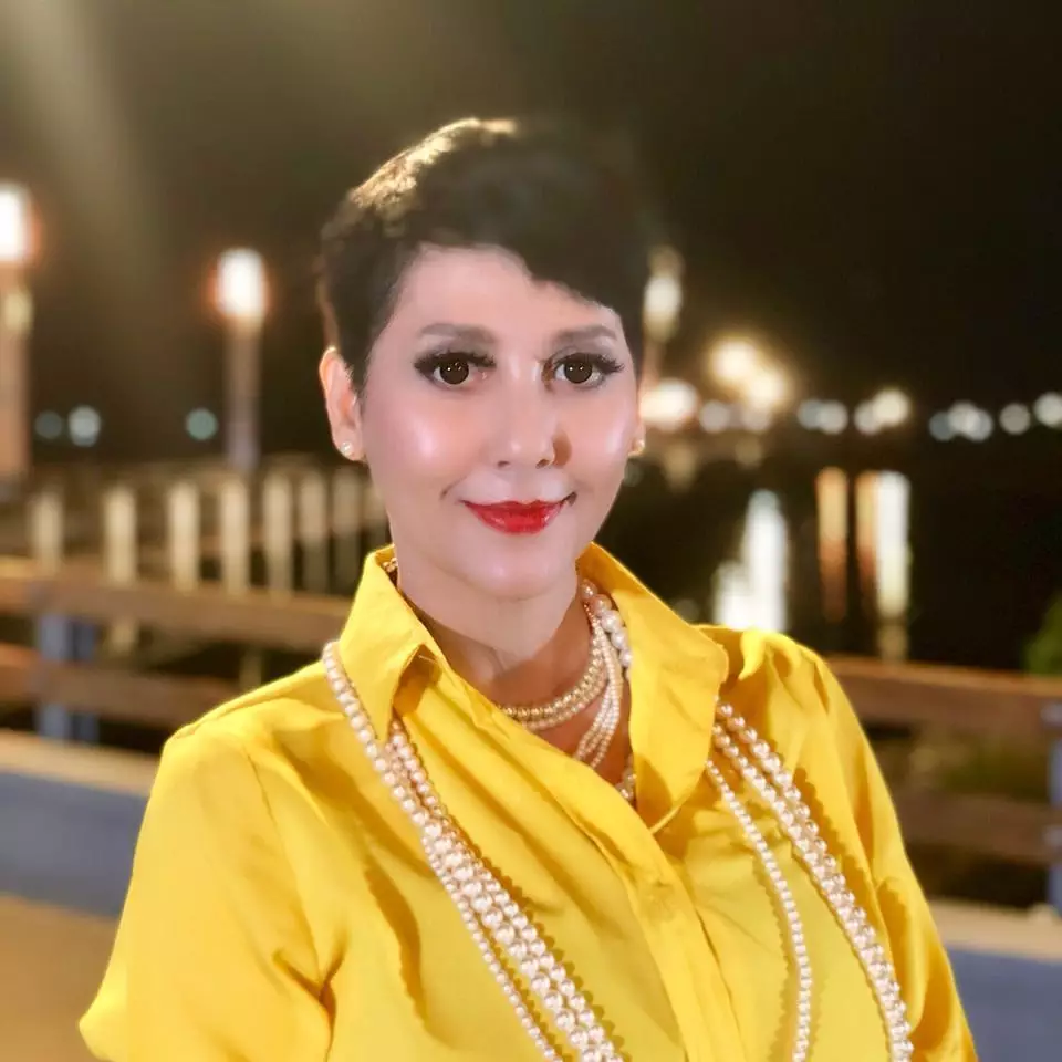 seleb keturunan Belanda saat pakai makeup tebal Instagram seleb keturunan Belanda saat pakai makeup tebal Instagram