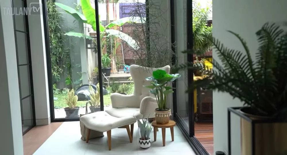 12 potret rumah Tora © YouTube 12 potret rumah Tora © YouTube