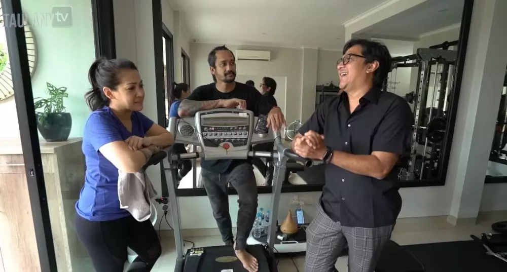 12 potret rumah Tora © YouTube 12 potret rumah Tora © YouTube