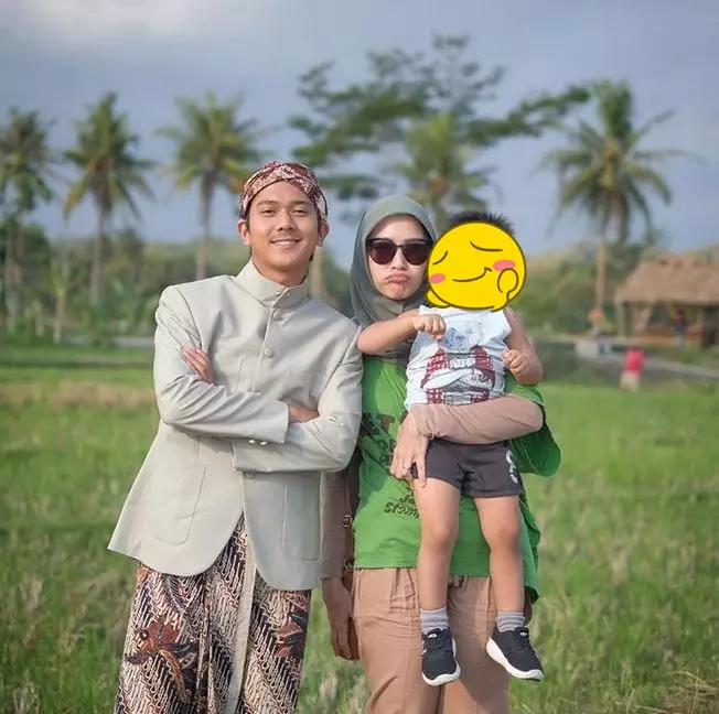 seleb ganteng sawah © Instagram