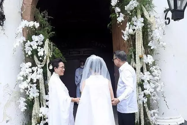 pernikahan marshall sastra © Instagram