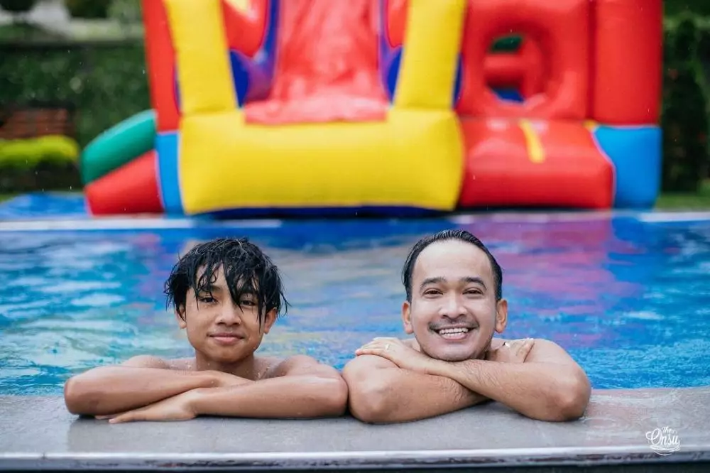 Momen seru Ruben Onsu sekeluarga di awal tahun © Instagram