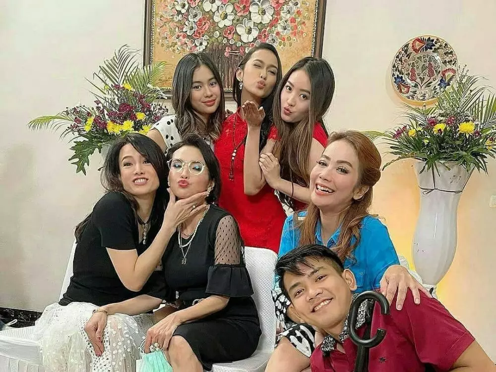 perpisahan pemain sinetron anak band © Instagram