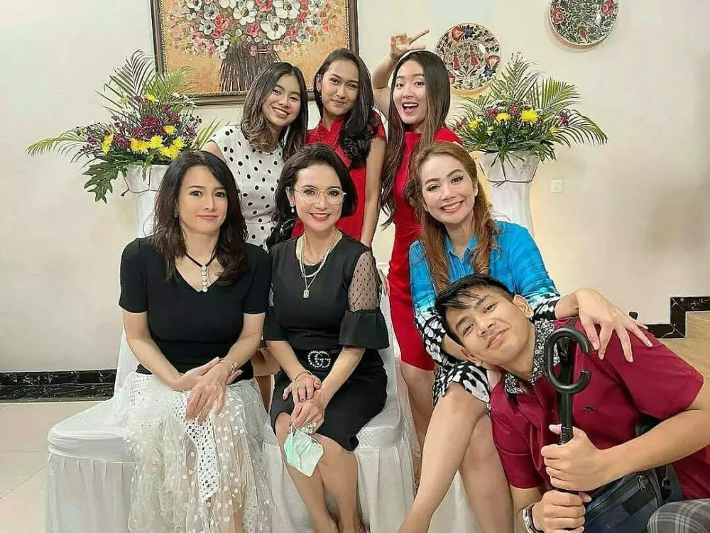 perpisahan pemain sinetron anak band © Instagram