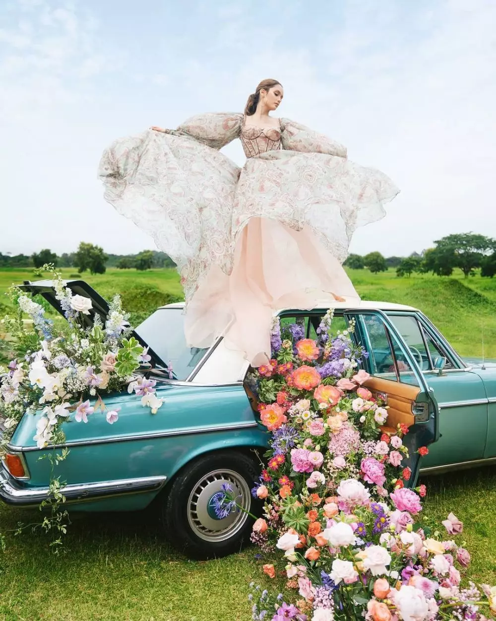 pemotretan Cinta Laura dengan tema vintage © 2021 brilio.net pemotretan Cinta Laura dengan tema vintage © 2021 brilio.net