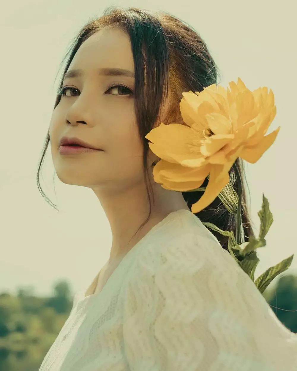 rossa dengan riasan korea © Instagram