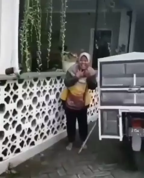 cara jualan kocak ibu teriak Instagram