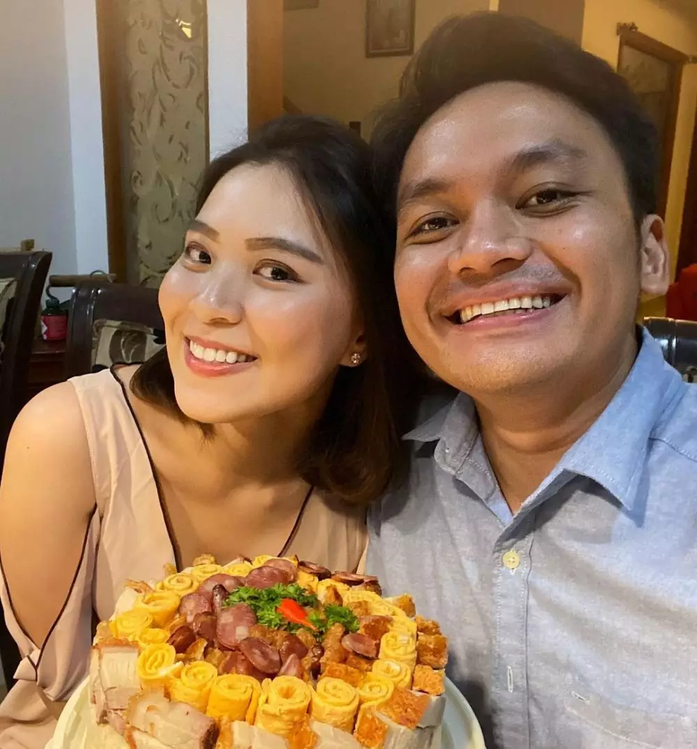 kemesraan Calvin Jeremy dan Novia Santoso © 2021 brilio.net kemesraan Calvin Jeremy dan Novia Santoso © 2021 brilio.net