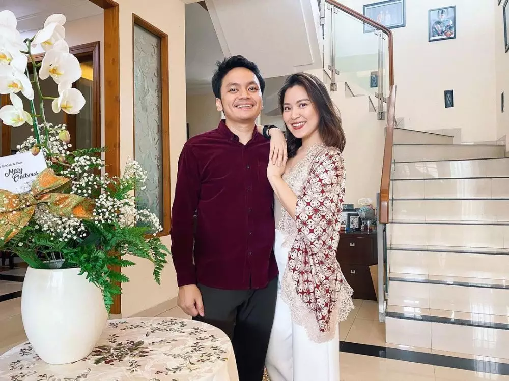 kemesraan Calvin Jeremy dan Novia Santoso © 2021 brilio.net kemesraan Calvin Jeremy dan Novia Santoso © 2021 brilio.net