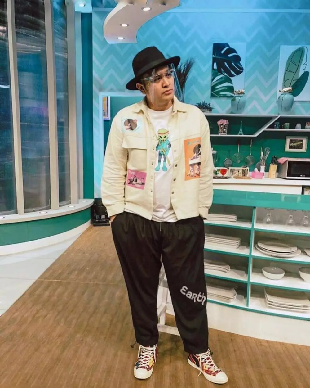 gilang dirga positif covid-19 © berbagai sumber