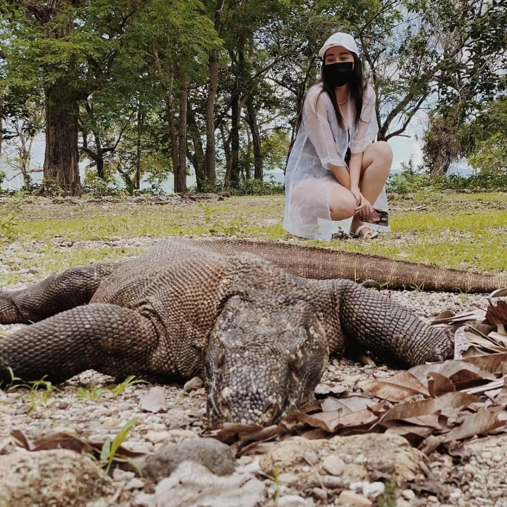 Potret liburan Ranty Maria di Labuan Bajo Instagram