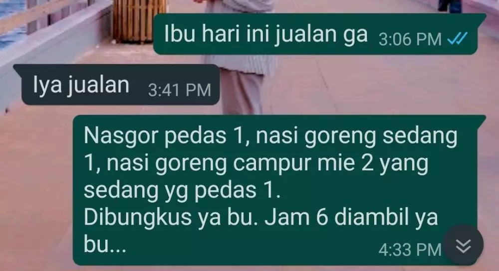 Chat pesan makanan © berbagai sumber Chat pesan makanan © berbagai sumber