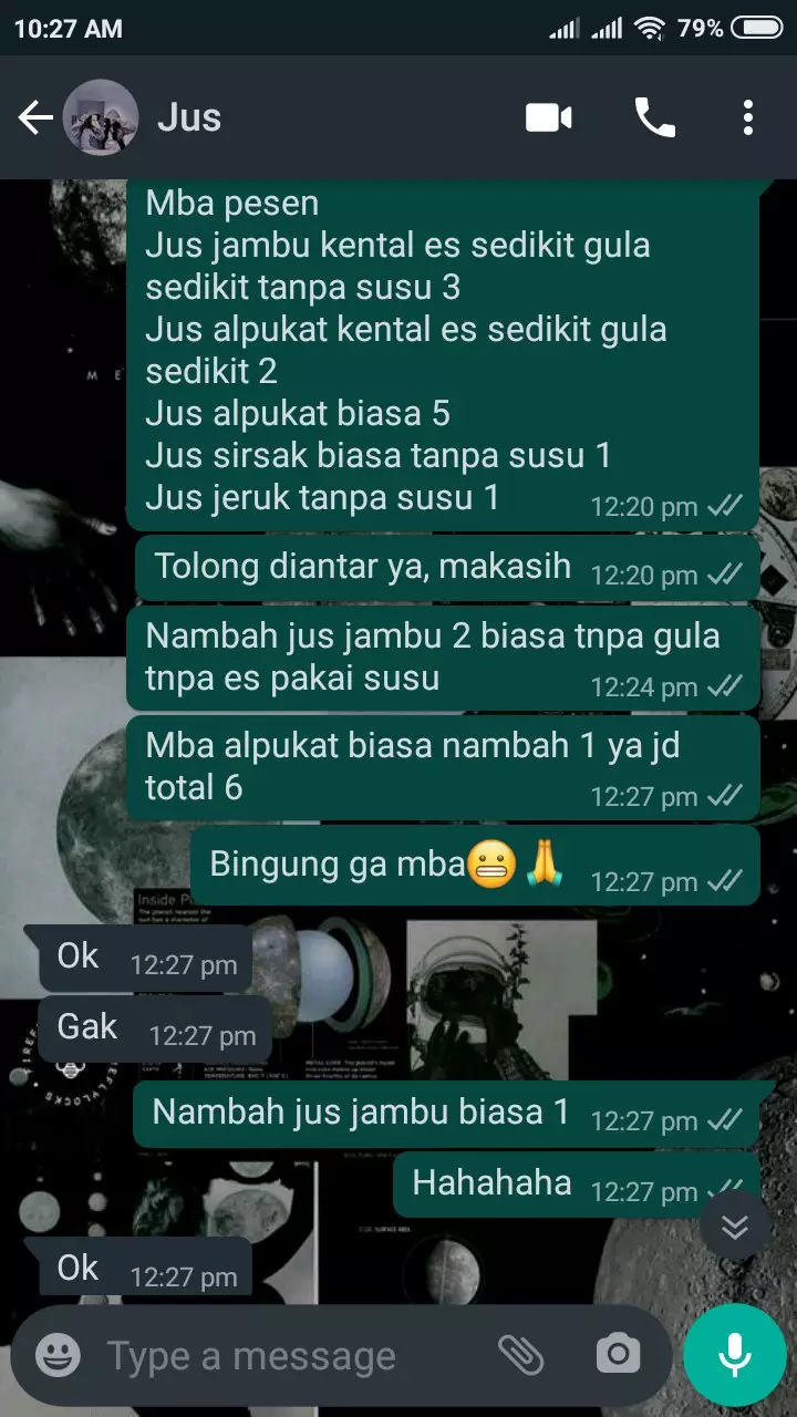 Chat pesan makanan © berbagai sumber Chat pesan makanan © berbagai sumber