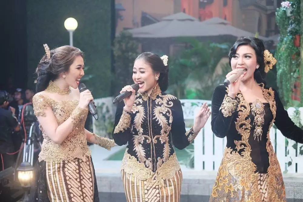 Gisel saat jadi sinden OVJ © 2021 brilio.net Gisel saat jadi sinden OVJ © 2021 brilio.net