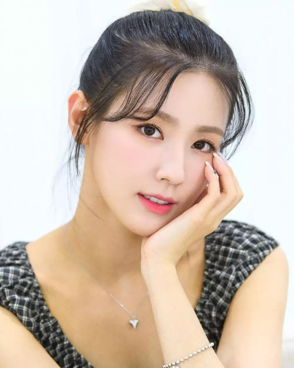 idol K-pop debut akting 2021 © 2021 brilio.net