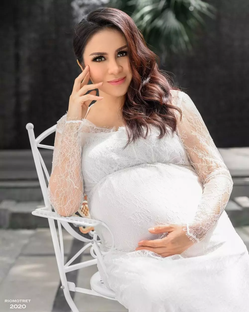 potret terbaru Momo usai melahirkan © 2021 brilio.net potret terbaru Momo usai melahirkan © 2021 brilio.net