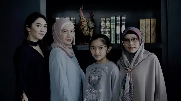 Putri Anne dan adik © Instagram