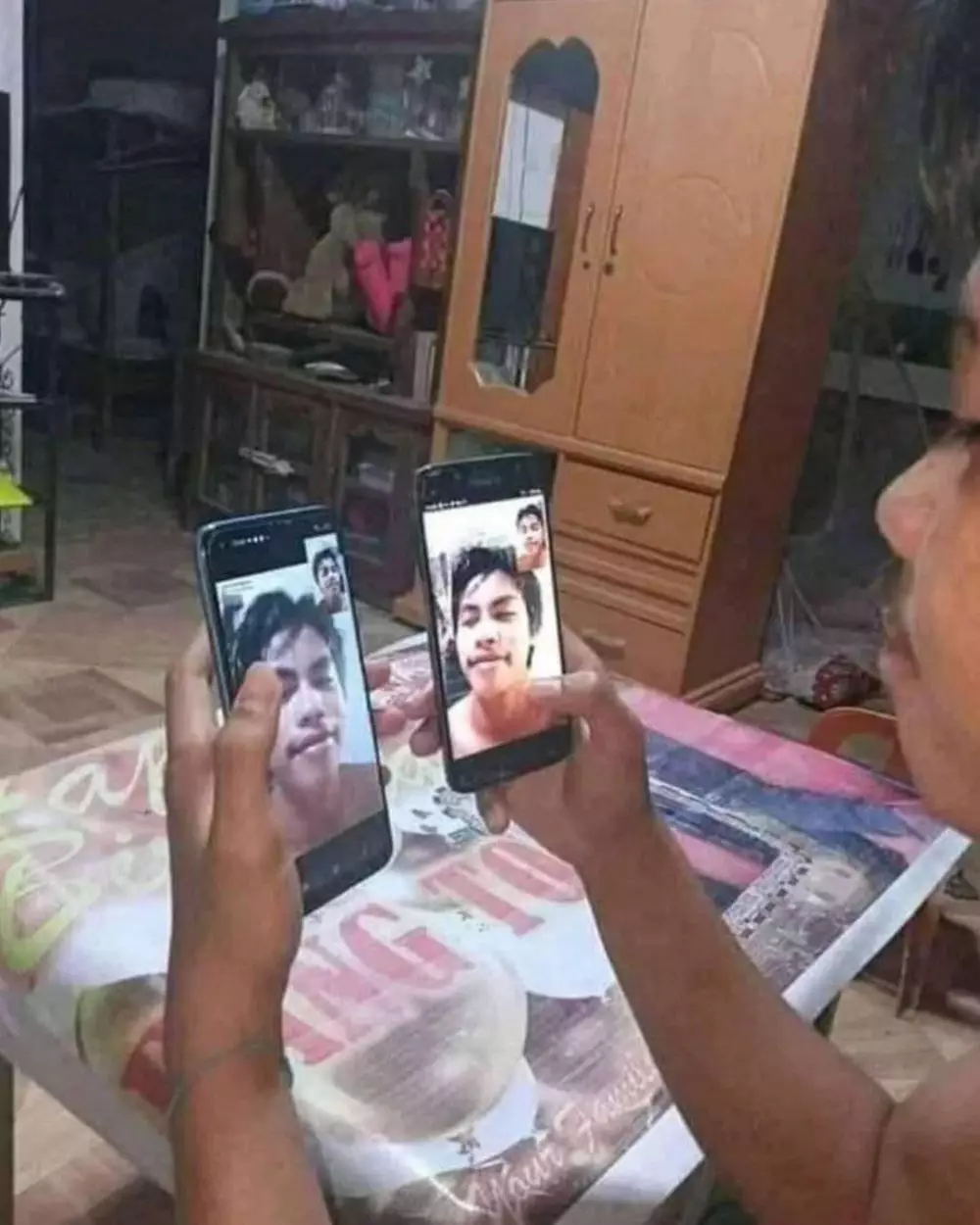 Kelakuan kurang kerjaan di rumah © Instagram