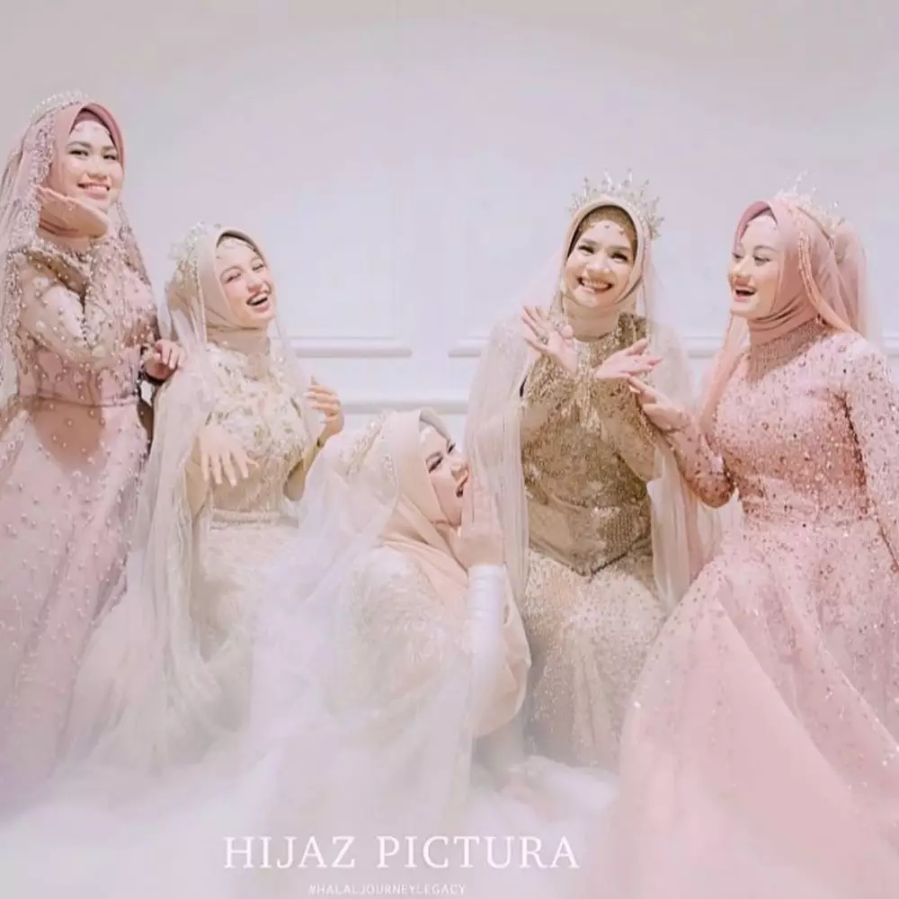 pemotretan keluarga Dinda Hauw © Instagram pemotretan keluarga Dinda Hauw © Instagram