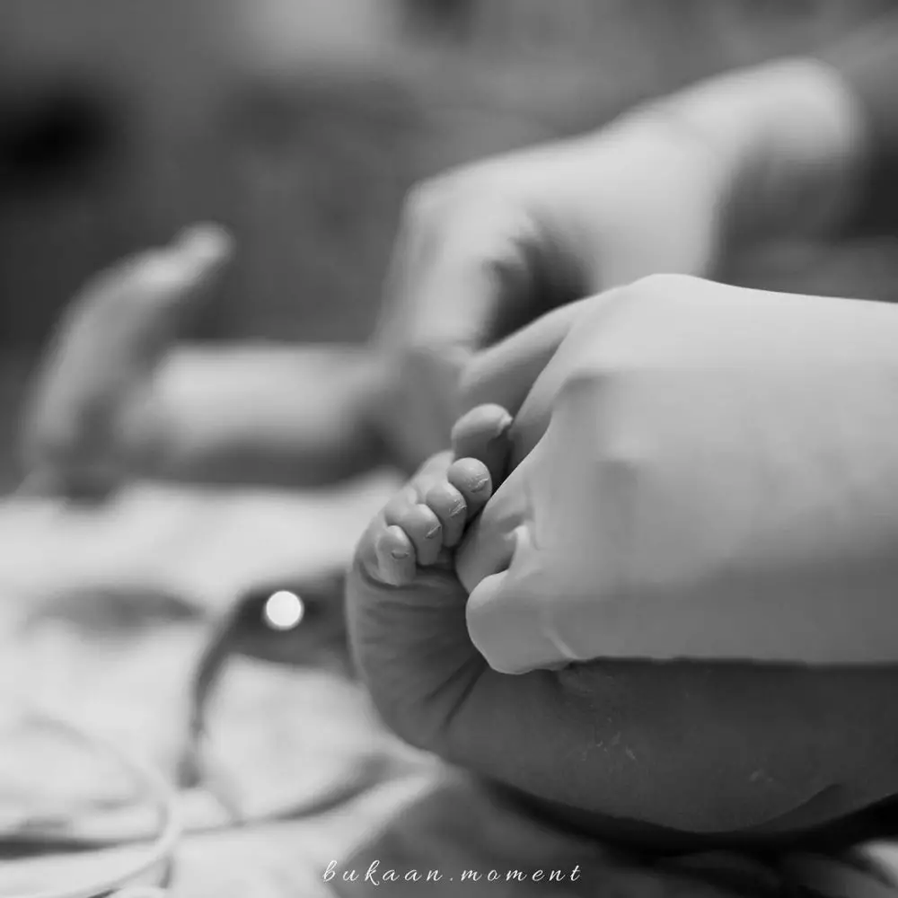 momen kelahiran anak vebby © Instagram