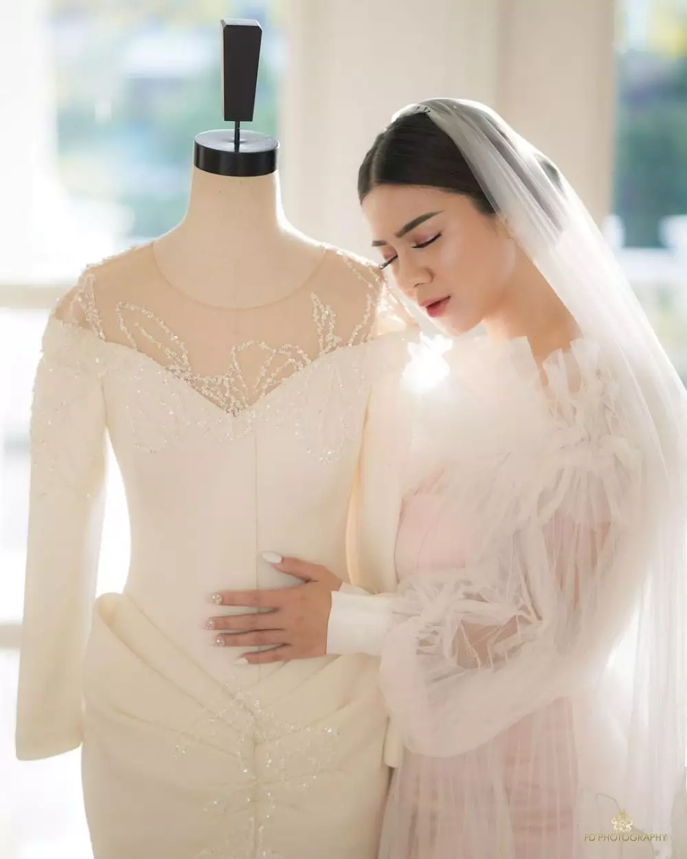 Gaun nikah Felicya Angelista © Instagram
