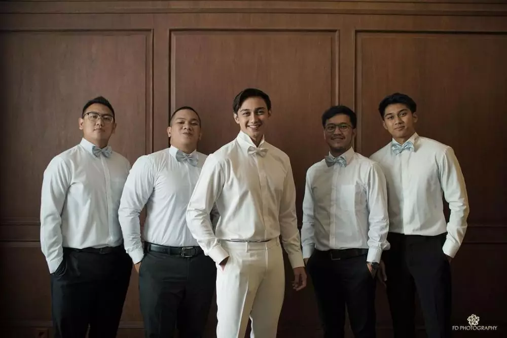 Caesar Hito dan groomsmen © Instagram Caesar Hito dan groomsmen © Instagram
