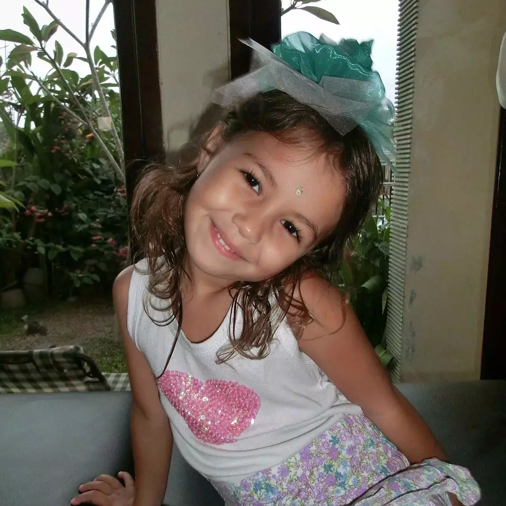 Potret masa kecil Saskia Chadwick © 2021 brilio.net Potret masa kecil Saskia Chadwick © 2021 brilio.net