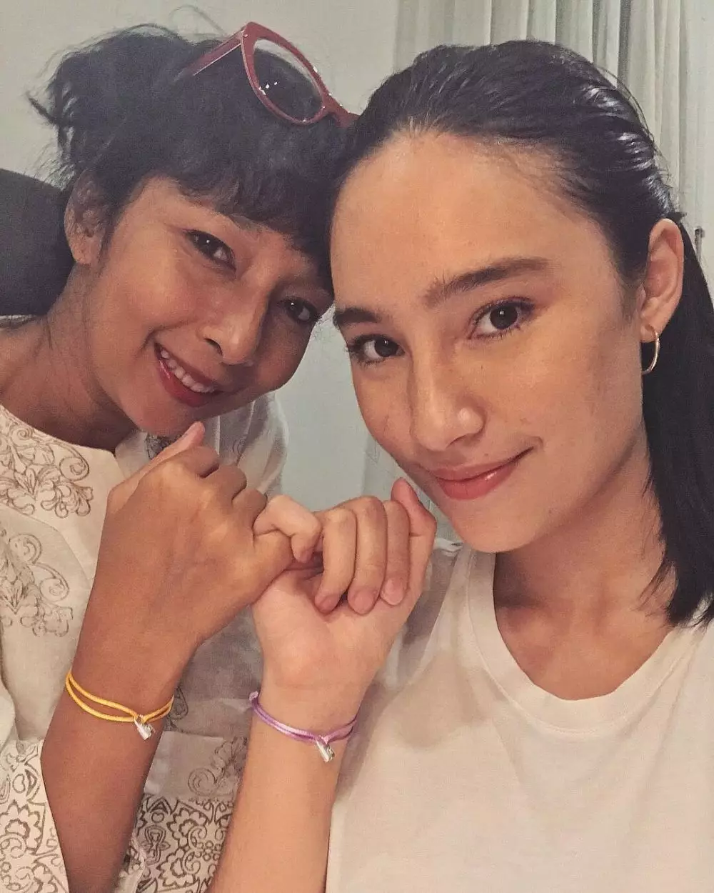 Seleb blasteran dan ibu asli Indonesia © Instagram