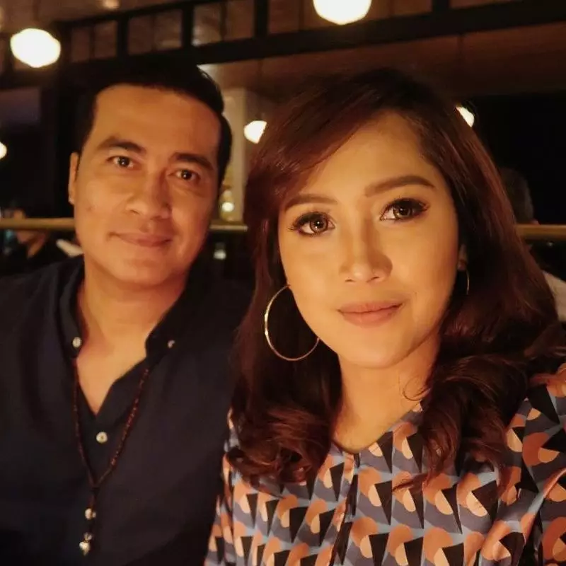 Cinta Nikita dan pasangan nyata ©Instagram