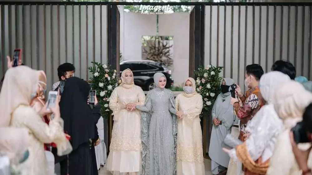 dinda hauw dan suadara ipar © Instagram