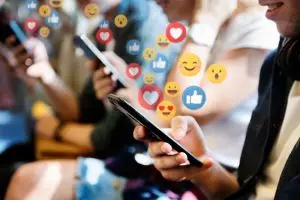 5 Prediksi konten yang trending di 2021, mixed portrait jadi favorit