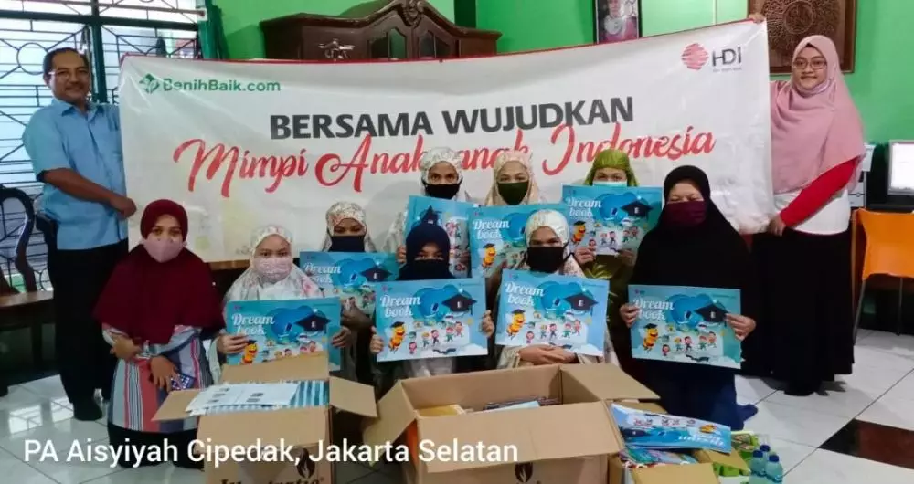 Donasi buku © 2021 brilio.net