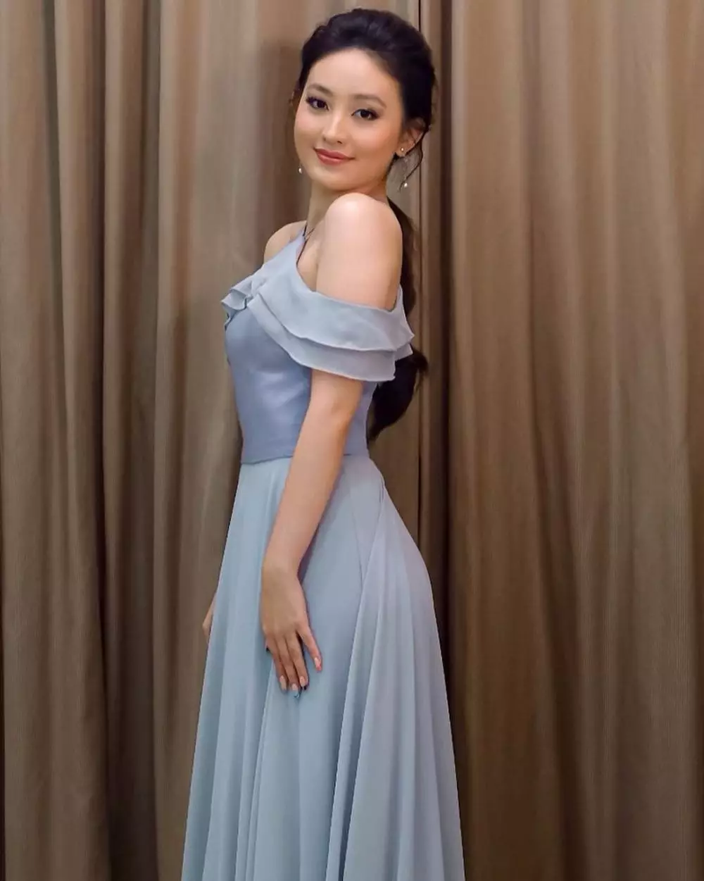 gaya Natasha Wilona di pernikahan Felicya Angelista © 2021 brilio.net