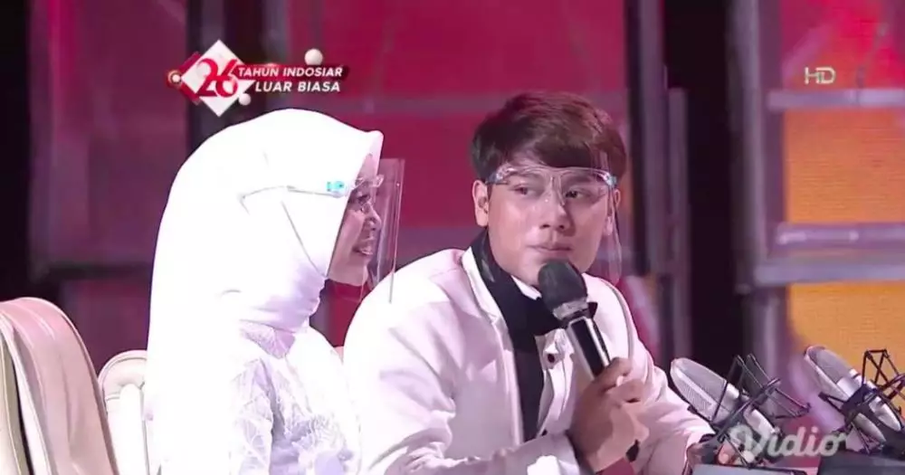 Rizky Billar dan Lesty Kejora menikah tahun ini © 2021 brilio.net Rizky Billar dan Lesty Kejora menikah tahun ini © 2021 brilio.net