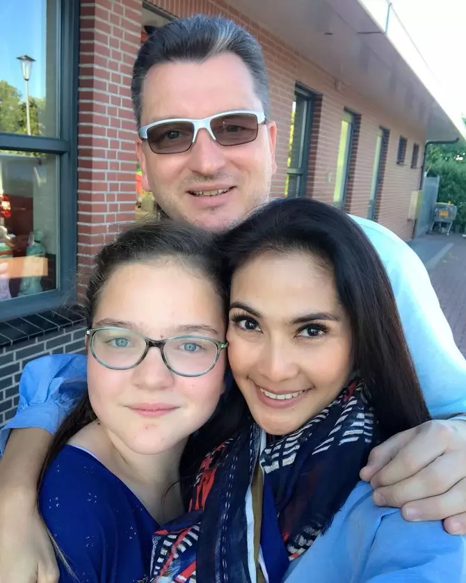 Elif altuntas keponakan maudy © Instagram