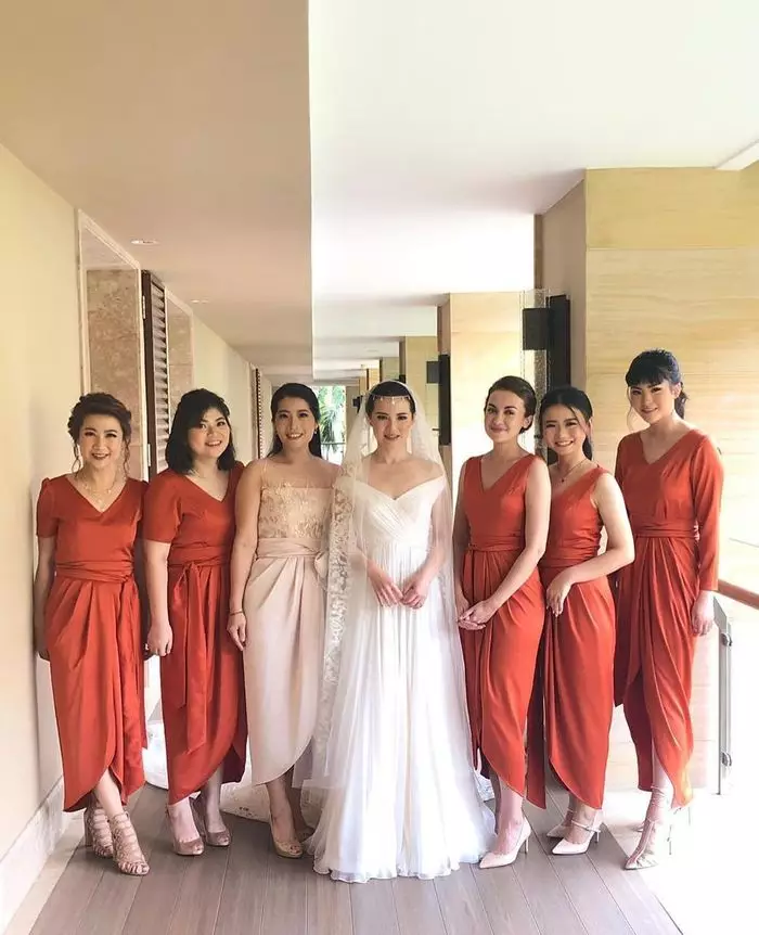 15 seleb jadi bridesmaid © 2021 brilio.net