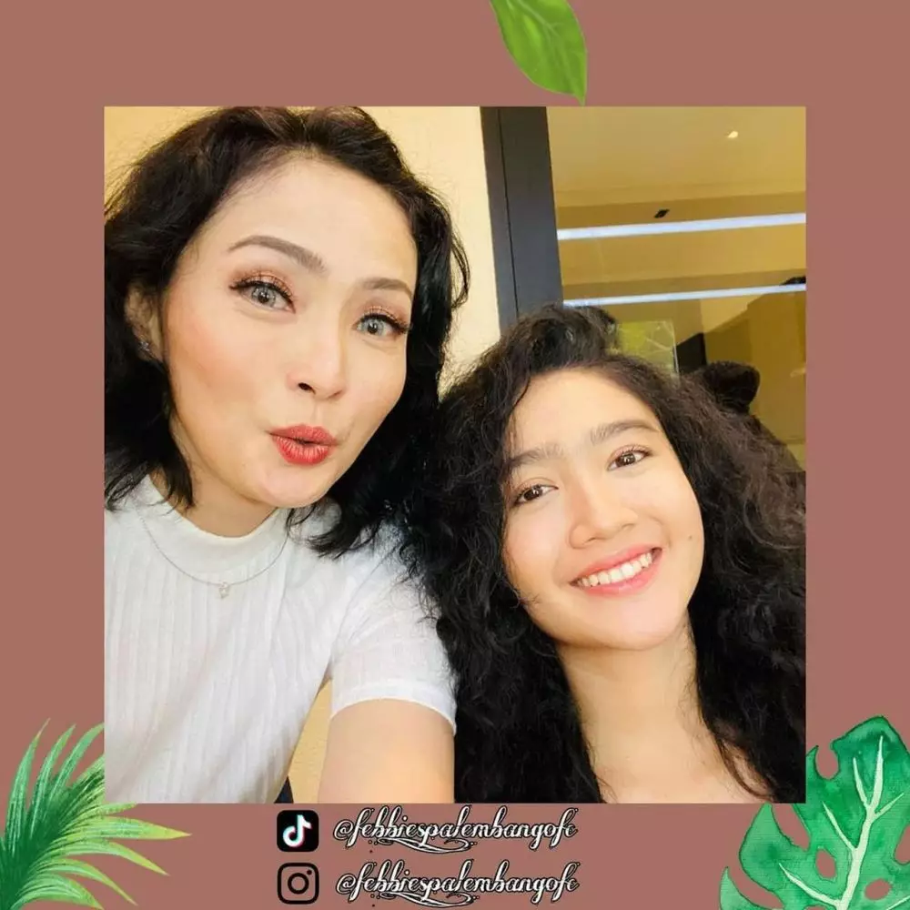rambut keriting febby © Instagram