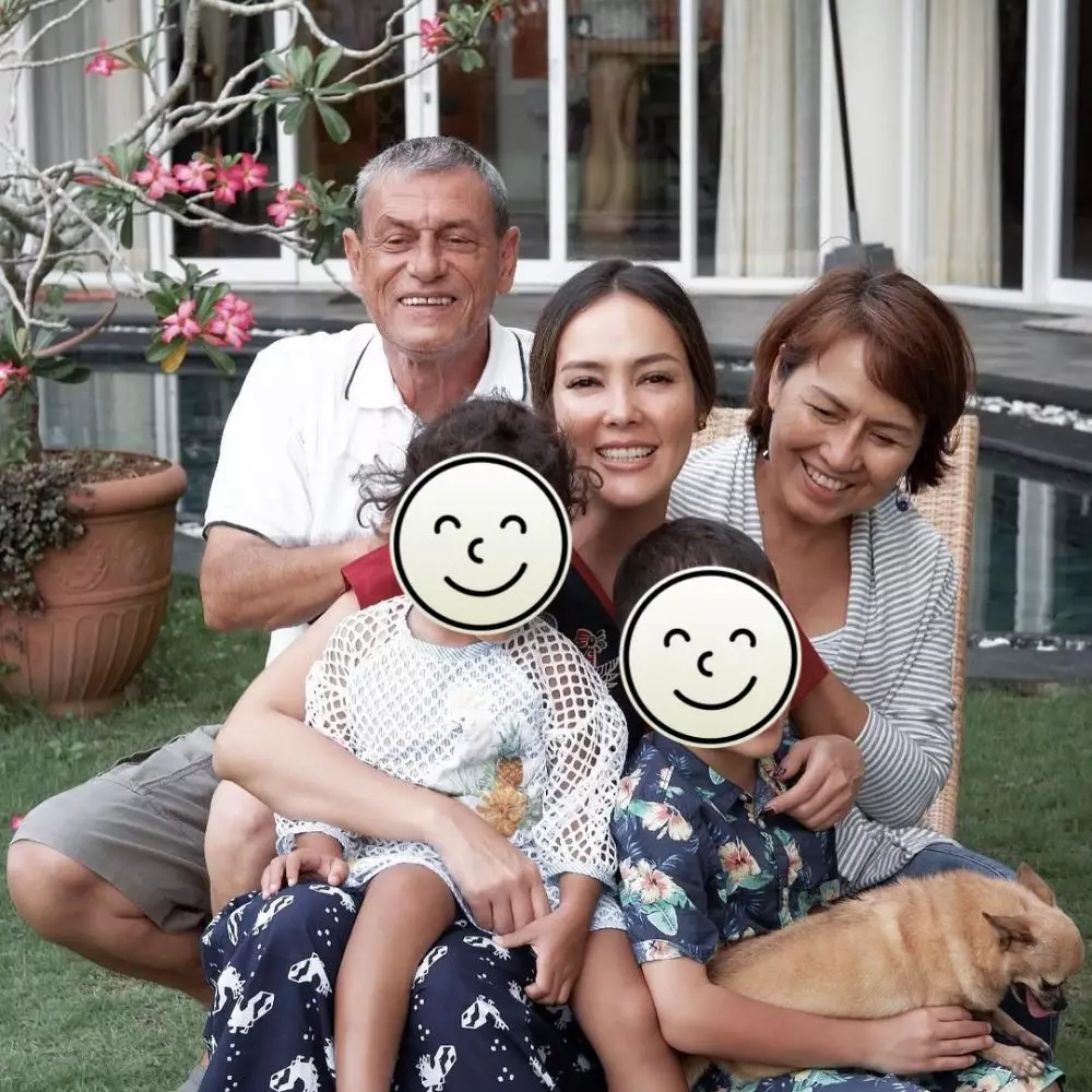 seleb blasteran Prancis dan ibunda © 2021 brilio.net