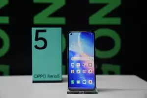 Resmi rilis, Oppo Reno5 dilengkapi kamera AI canggih cuma Rp 4,9 juta