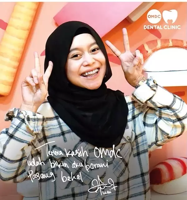 Academy satu tanpa makeup © Instagram