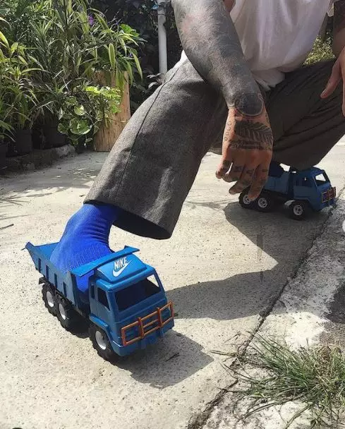 gaya fashion benda sehari hari nyeleneh Instagram gaya fashion benda sehari hari nyeleneh Instagram