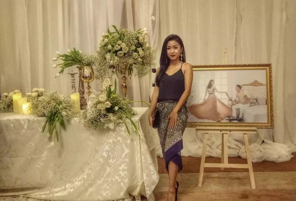 potret Ayya Renita bermakeup tebal Instagram potret Ayya Renita bermakeup tebal Instagram