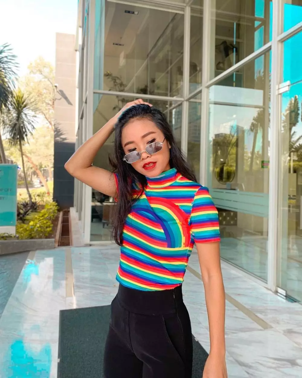 potret Ayya Renita bermakeup tebal Instagram potret Ayya Renita bermakeup tebal Instagram