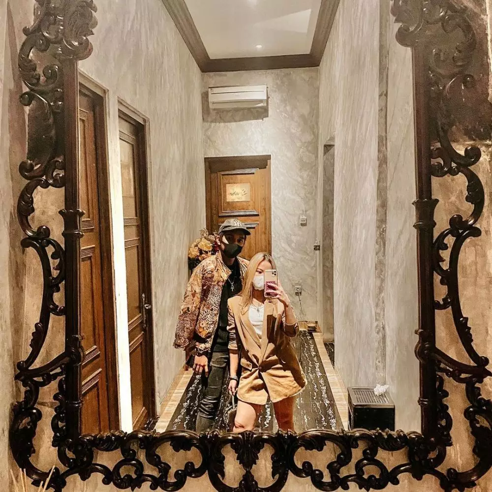 gabriella dan kekasih © Instagram