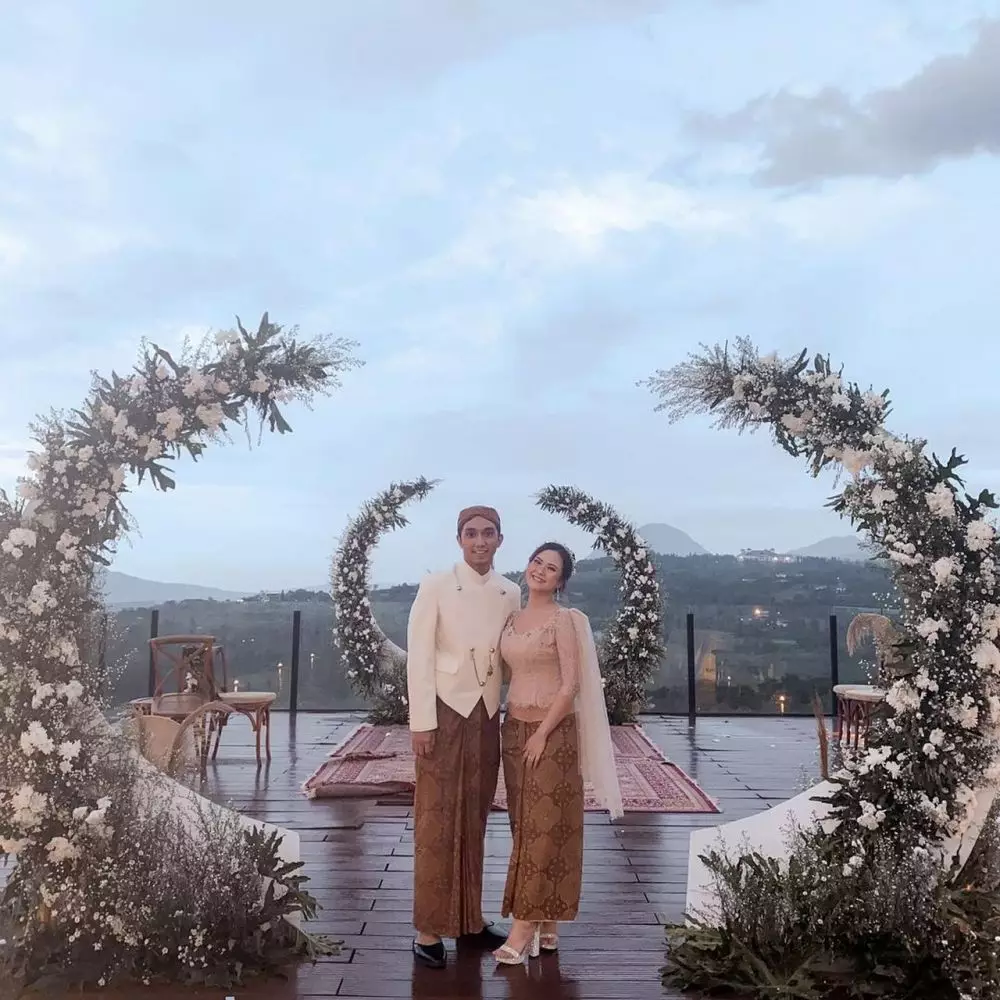 gabriella dan kekasih © Instagram