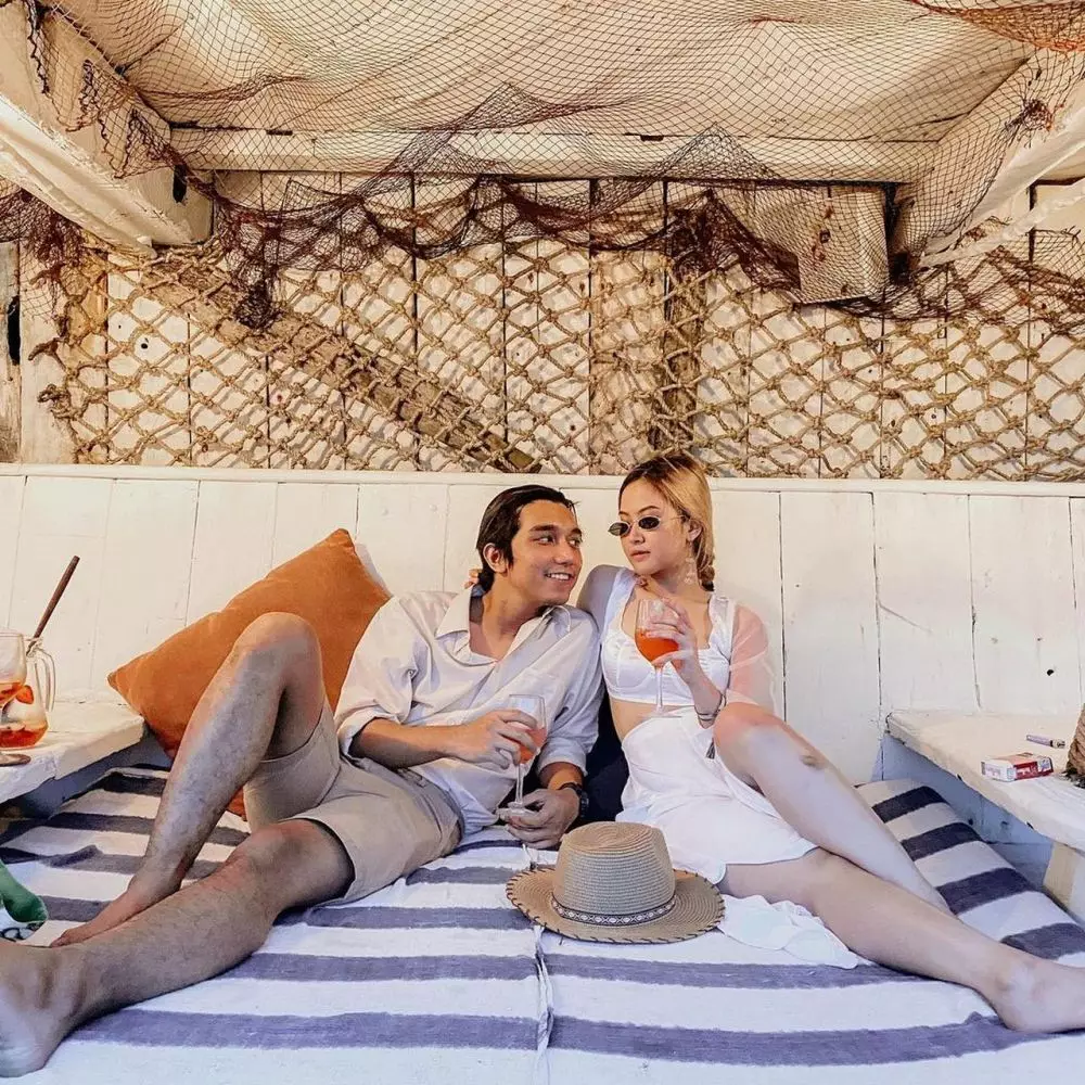 gabriella dan kekasih © Instagram