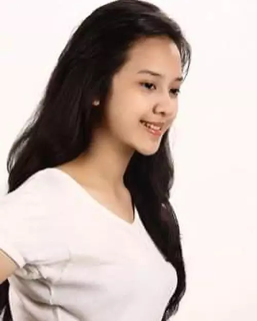 Potret lawas Anya Geraldine © 2021 brilio.net Potret lawas Anya Geraldine © 2021 brilio.net