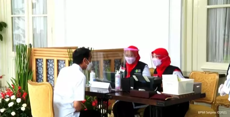 proses vaksinasi presiden RI YouTube